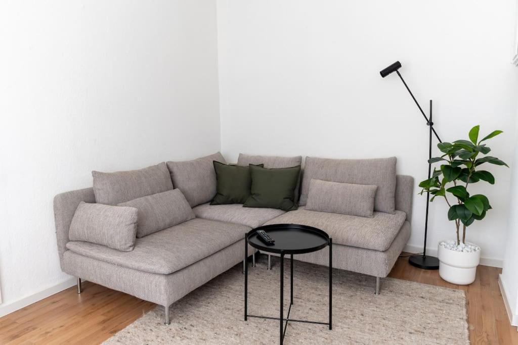 Wohnung Naehe Stadtzentrum Mit Wohnzimmer Und Kueche Koblenz  Dış mekan fotoğraf