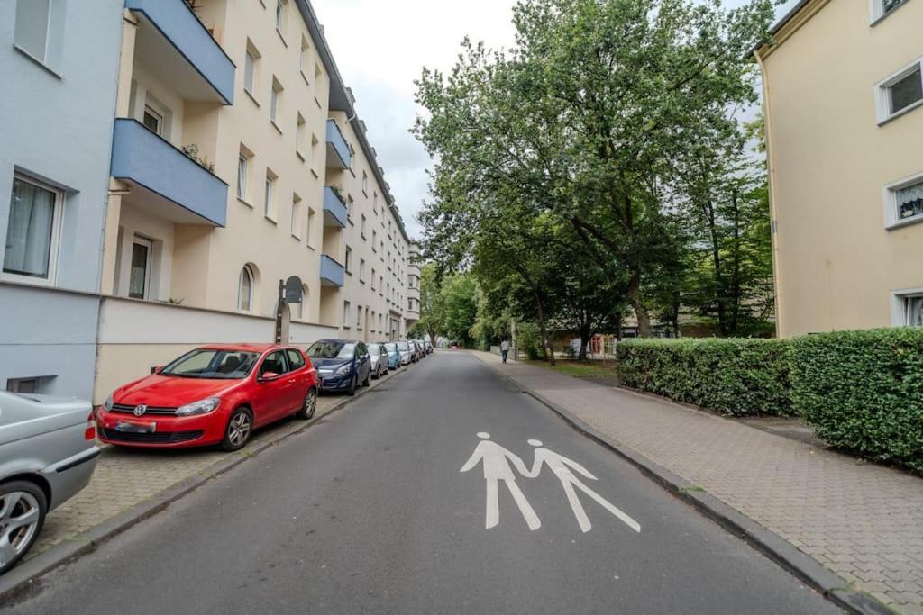 Wohnung Naehe Stadtzentrum Mit Wohnzimmer Und Kueche Koblenz  Dış mekan fotoğraf